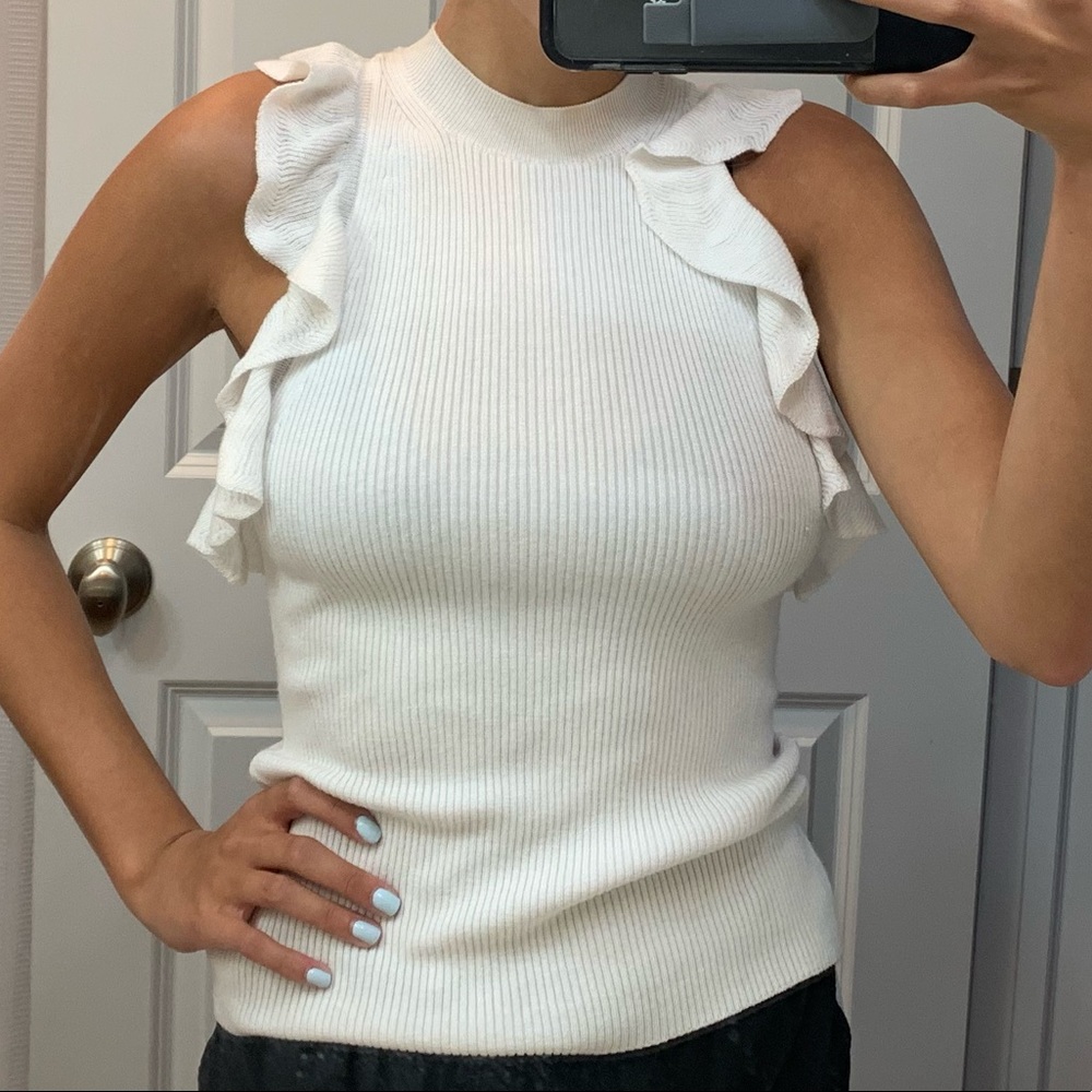 H&M 🤍 white sweater tank